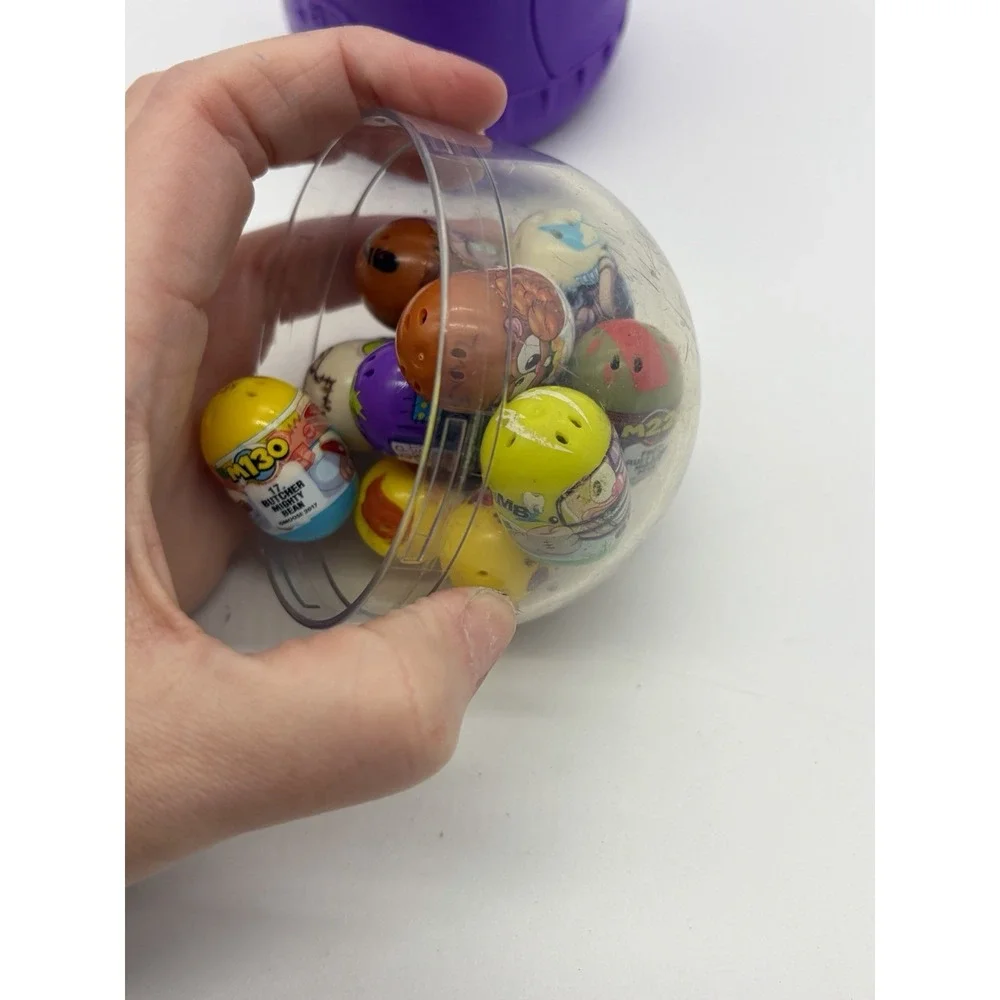 Mighty Beanz Lot of 10 Beanz and Purple Capsule Pod Beanz collection